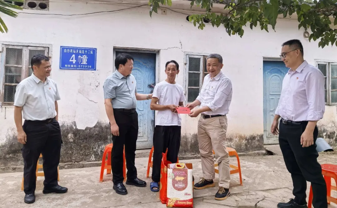 e22db29b36334efa8805456355106bd0